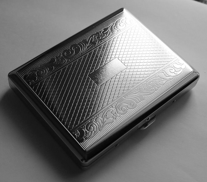 Cigarette Case Victorian Style Metal Holder for Regular, King and 100's Size RFID (Large, Silver Linear)