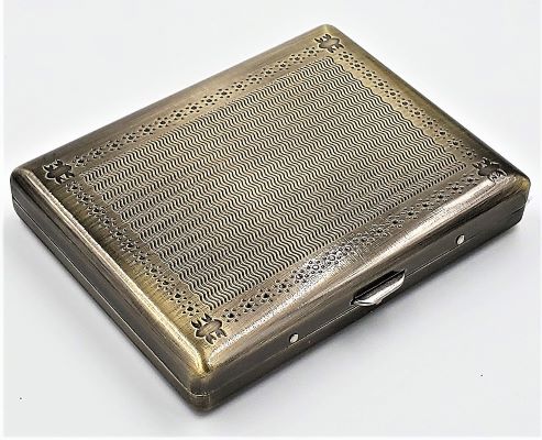 Cigarette Case Victorian Style Metal Holder for Regular, King and 100's Size RFID, Large Antique Brass color by KASEBI - Click Image to Close