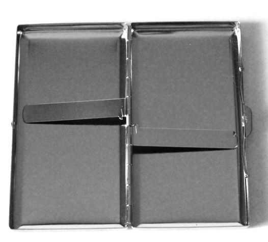 Cigarette Case Victorian Style Metal Holder for Regular, King and 100's Size RFID (Small, Silver Etched)